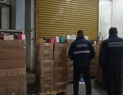Митничари задържаха над 6000 парфюма на известни марки край Скомля