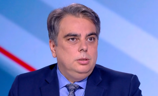 Асен Василев: „Прогресивна България“ плаши гаргите с опорката за „нова сглобка“  