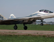 От изтребител до безпилотна машина: Какво планира „Ростех“ за Су-57?